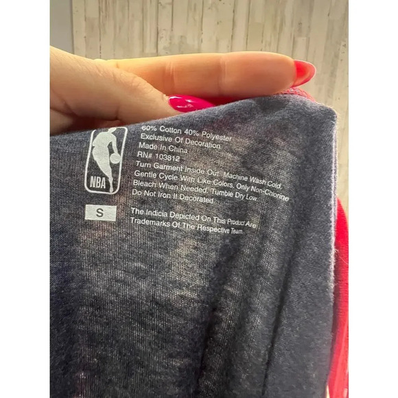 NWT Washington Wizards Men's Long Sleeve Raglan T-Shirt‎ Size Small Multicolor - Picture 5 of 5